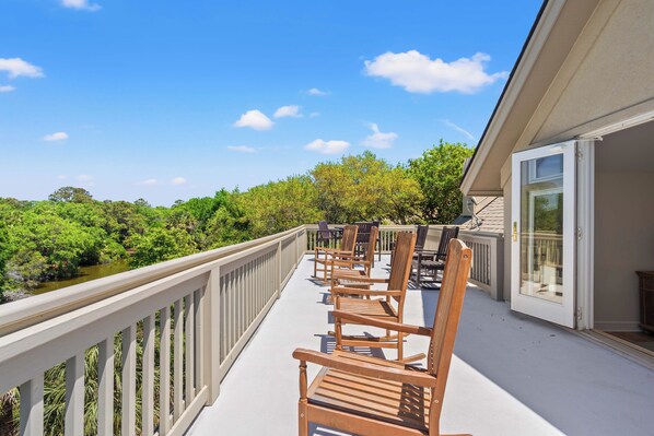 Upper Deck Overlooking the Lagoon from Bedroom 5