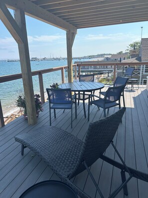 AMAZING DECK WITH P'TOWN HARBOR AND PIER VIEWS!