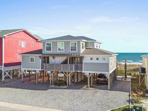 Island Condo 006 1