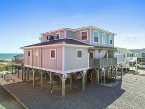 Island Condo 006 3