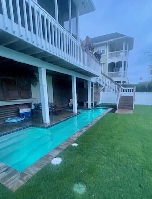1 - pool