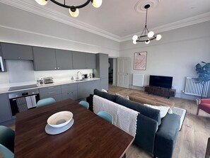 Kitchen/Lounge/Diner