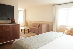 A blend of modern comfort and effortless charm—your home away from home awaits.