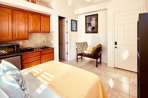 Vaulted ceilings, ceiling fan