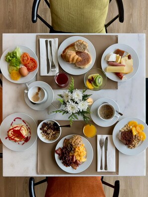 朝食ビュッフェ