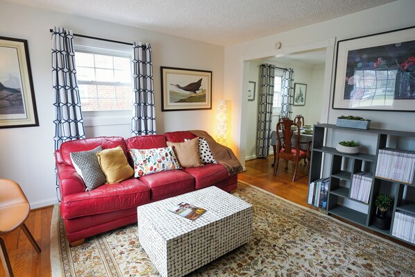 House 1: Family room
