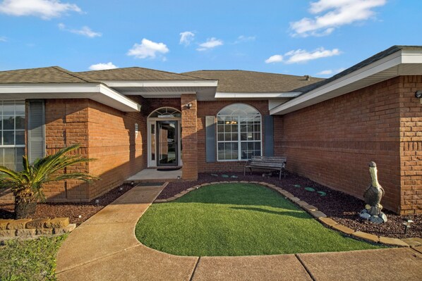 Front Entrance Way