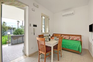 Living and dining room