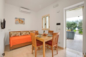 Living and dining room