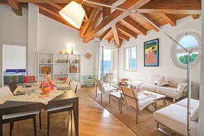 Living and dining room