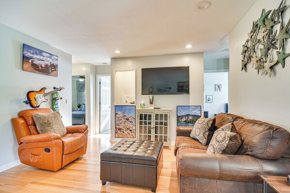Largo Vacation Rental | 4BR | 2BA | 1,500 Sq Ft | 1 Step to Enter