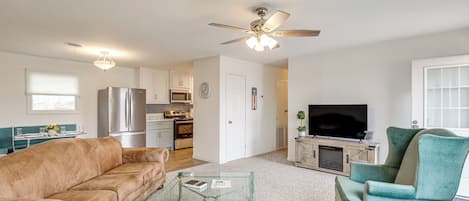 Aspermont Vacation Rental | 3BR | 1BA | 1,500 Sq Ft | 1 Step to Enter