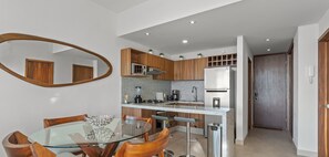 Dinning & KItchen
