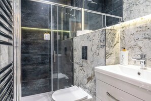 Bathroom 1 with shower