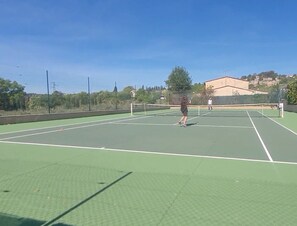Sport court