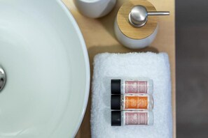 Bathroom amenities