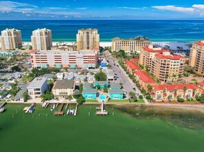 Panoramic perfection! Wake up to endless water views and sunny skies