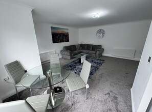 Living room/Dining