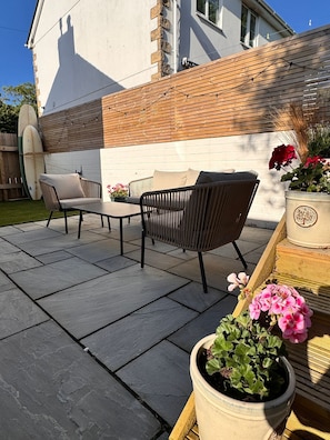 The Perfect Spot For Evening Drinks