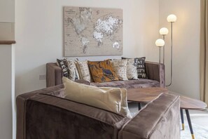 Living Room (1)