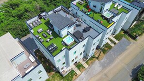 Rooftop with downtown views!!