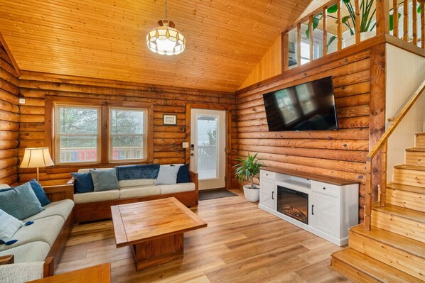 55" TV, Firelace, A Cabin by the Sea