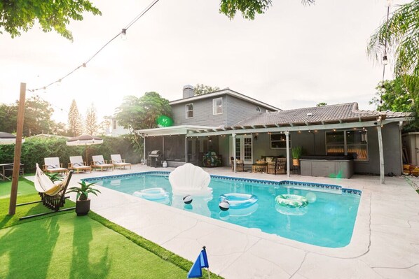 Pool