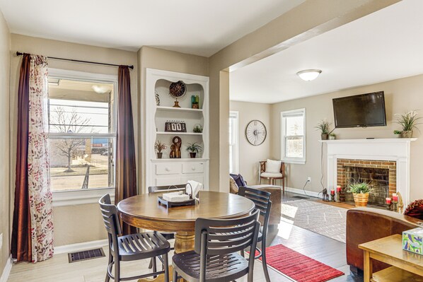 Dayton Vacation Rental | 3BR | 1BA | 1,800 Sq Ft | 2 Steps Required