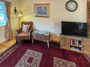 Living area | The Olde Cottage, Hythe