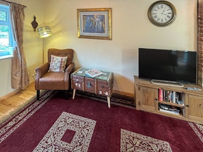 Living area | The Olde Cottage, Hythe