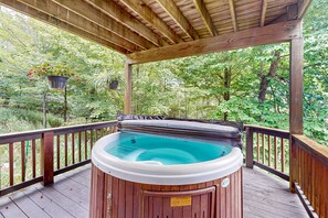 Bain à remous extérieur