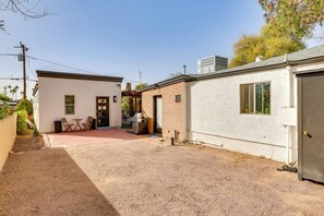 Unit Exterior | Shared Patio & Grill | 7 Mi to Old Town Scottsdale