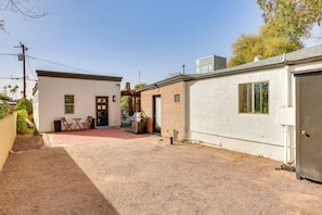 Unit Exterior | Shared Patio & Grill | 7 Mi to Old Town Scottsdale