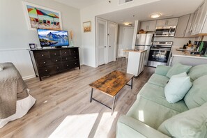 Large Living/Dining Room Area, Beautifully Decorated