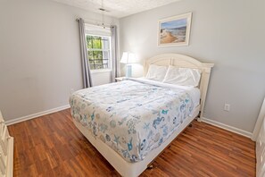 Amazing Bedroom, Beautifully Decorated