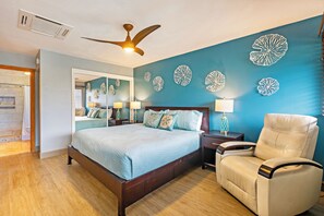 Feel rejuvenated after a day full of adventuring in this comfy bed.