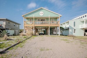 Exterior - Front