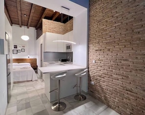 COCINA/KITCHEN - DORMITORIO/BEDROOM