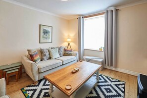 Baliol Street, Barnard Castle - Host & Stay