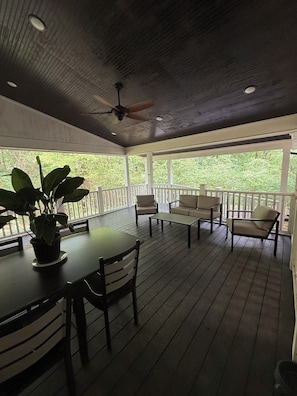 This large deck has a TV- perfect for watching ballgames!
