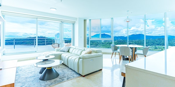 CB18A-Living Room