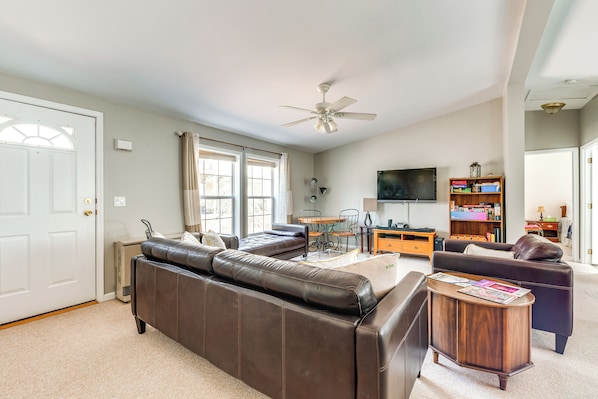 Pocono Lake Vacation Rental | 3BR | 2BA | Steps Required | 1,600 Sq Ft