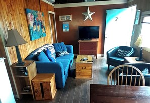 Cabin 2 living room
