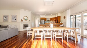 Dining table for ten guests 