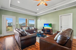 Spacious living room.