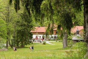 GutsAlm Harlachberg (Bodenmais)-Gutsalm Sommer