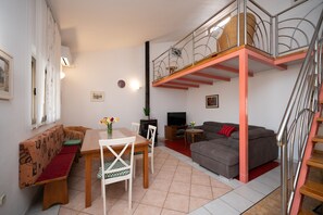 Living room 1