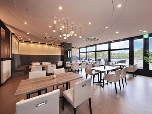 Restaurant Shabu-an: Please try our shabu-shabu course or breakfast.