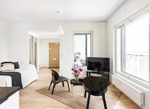 The apartment is well equipped to suit your needs and you only need to have your personal belongings and hygiene products with you when staying with us.