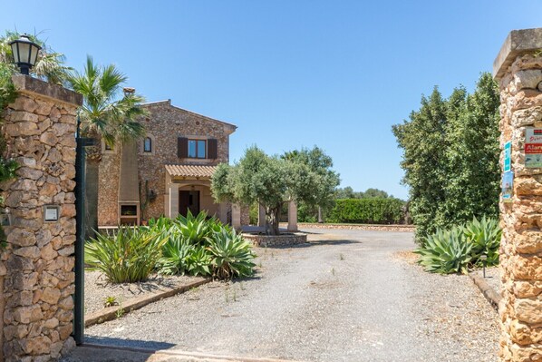 Holiday Home Exterior [summer]